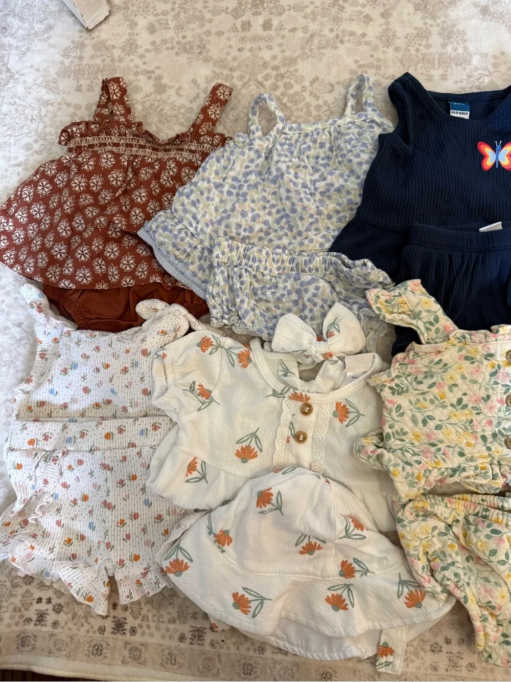 BUNDLE 10 Mixed Baby Girls Clothing Lot - Matching Sets/Outfits